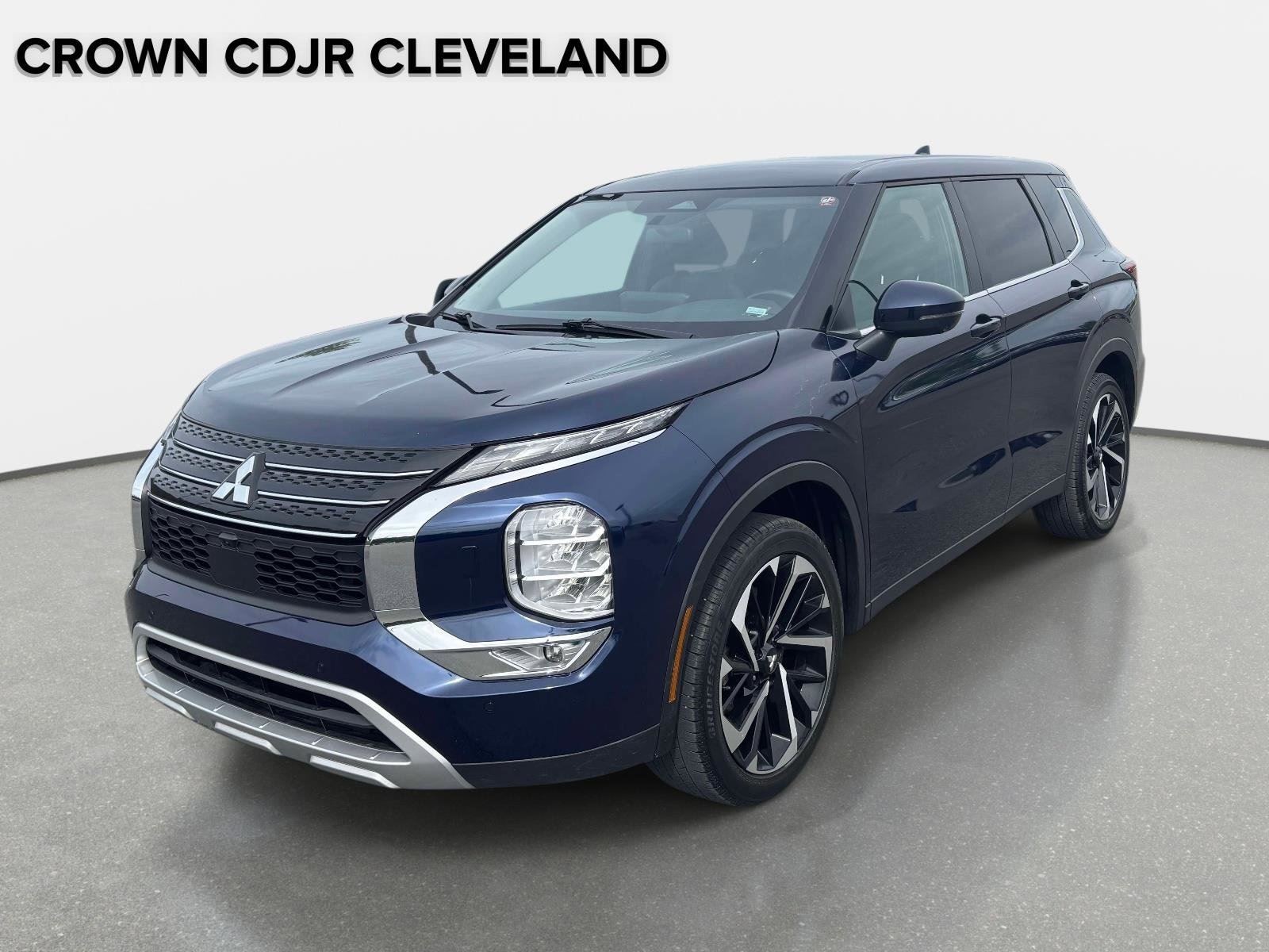2024 Mitsubishi Outlander SE S-AWC's photo