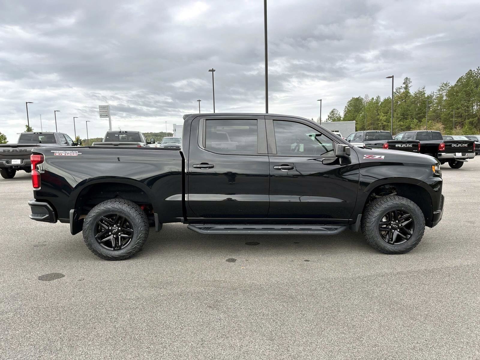 2020 Chevrolet Silverado 1500 LT Trail Boss photo 2