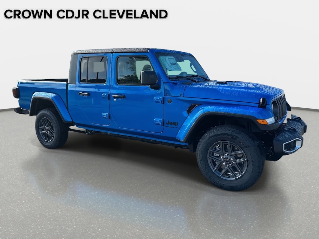 New 2025 Jeep Gladiator Sport Pickup