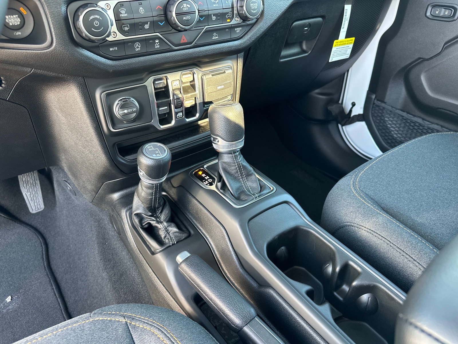 2025 Jeep Gladiator Sport S - Photo 24