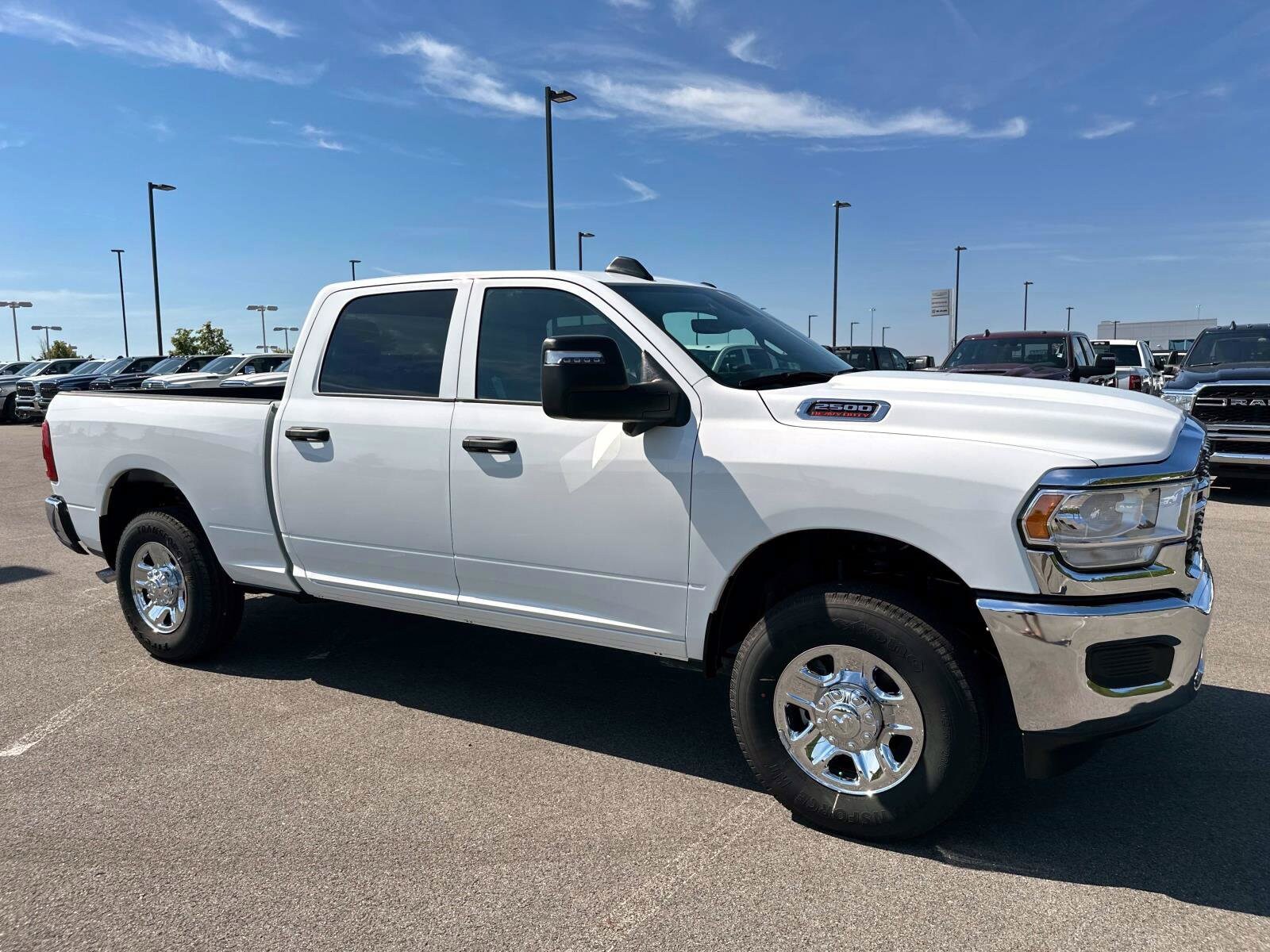 2024 Ram 2500 Tradesman photo 2