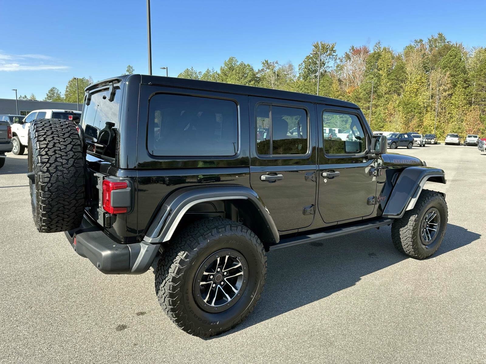 2024 Jeep Wrangler Rubicon photo 4