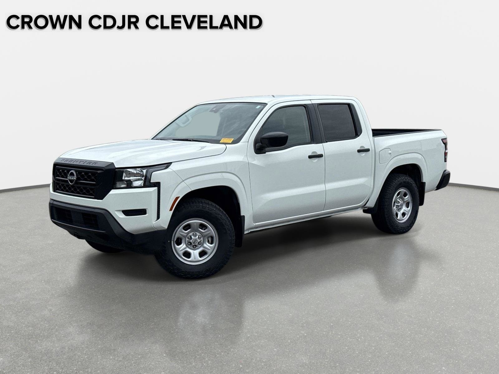 2022 Nissan Frontier S Crew Cab 4X2's photo