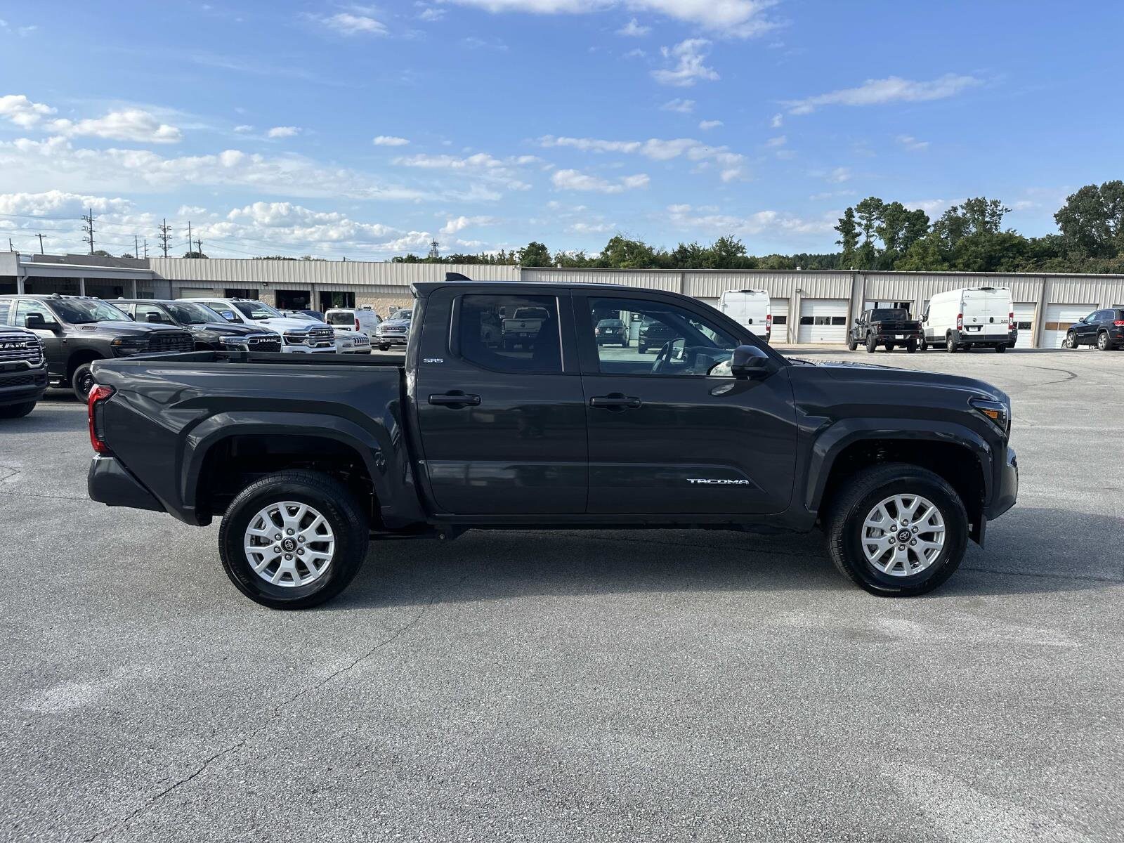 2024 Toyota Tacoma TRD Sport Double Cab photo 3