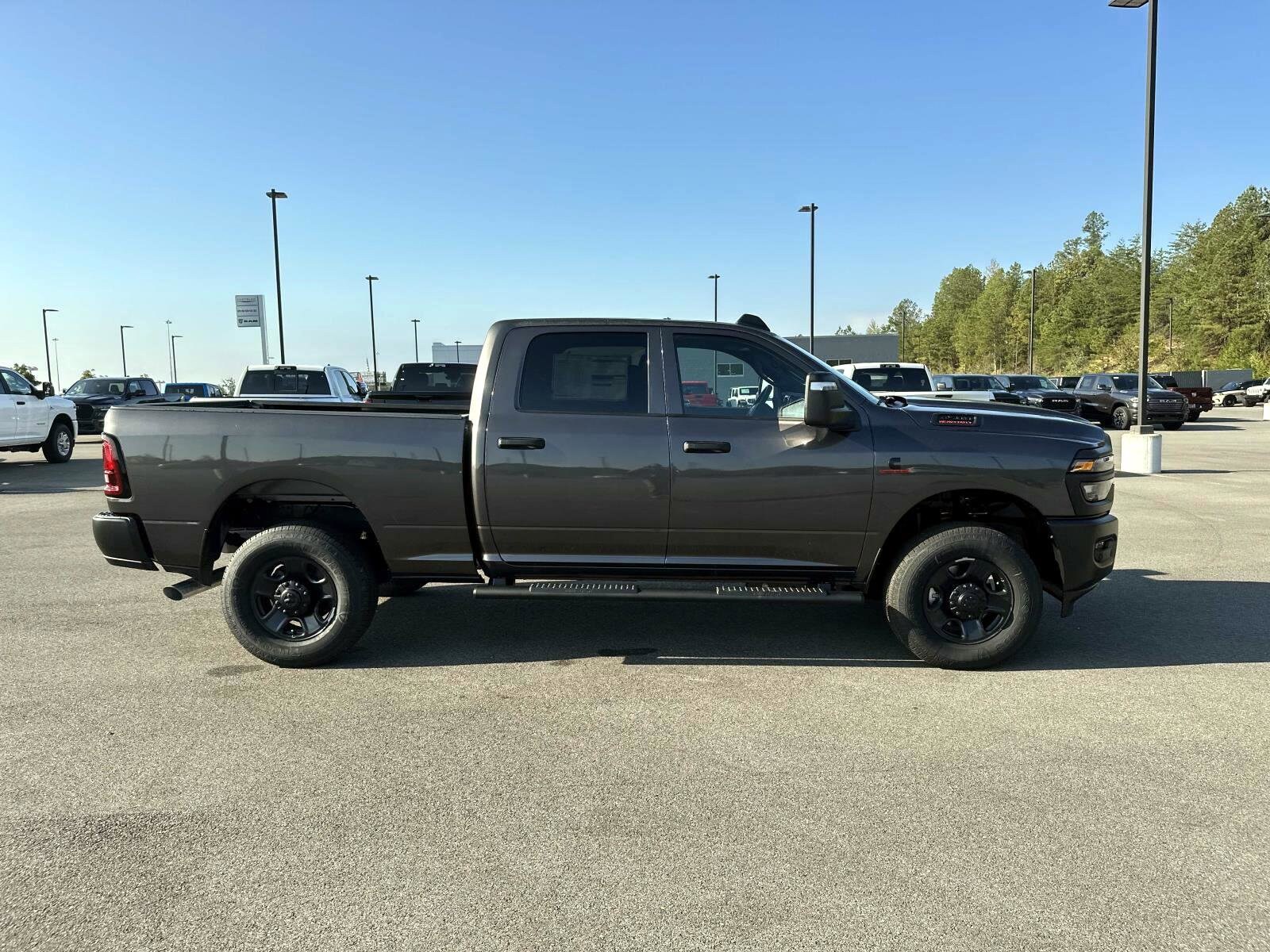 2026 Ram 3500 Tradesman photo 2