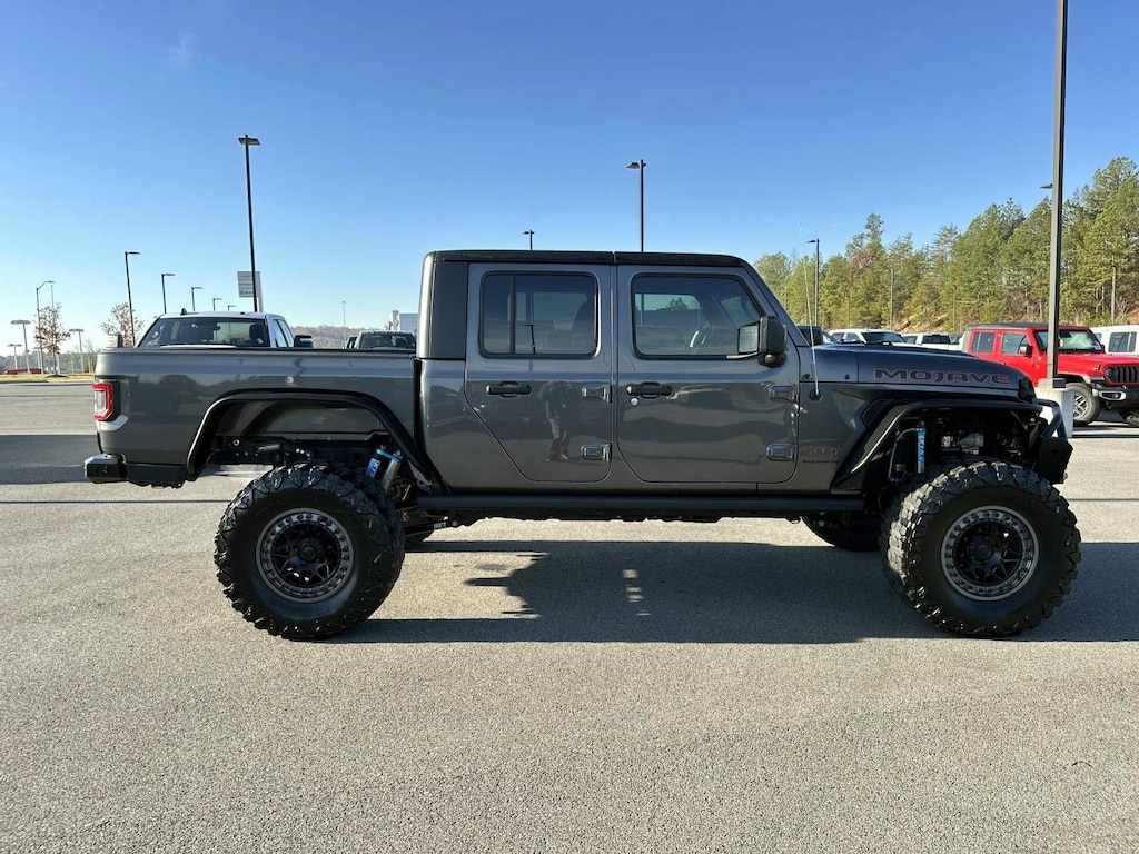 Used 2023 Jeep Gladiator Mojave Mojave 4x4