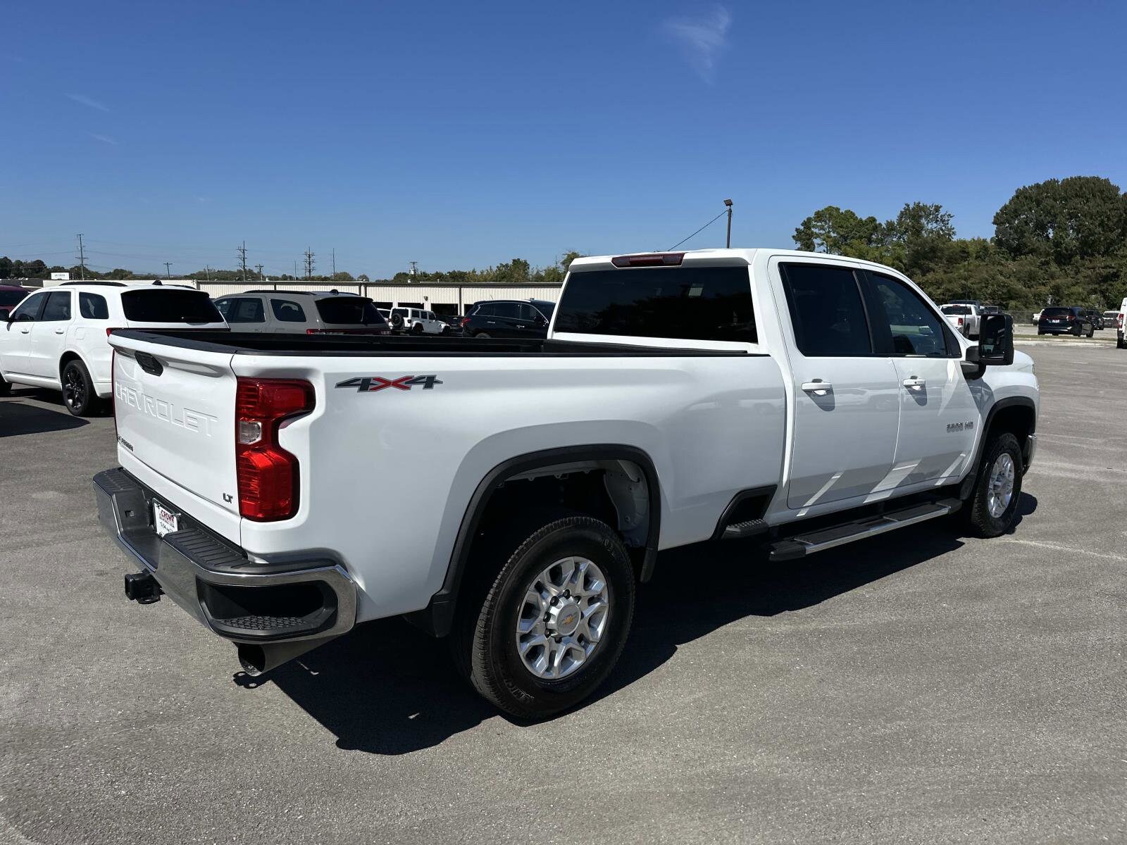 2024 Chevrolet Silverado 3500HD LT photo 4