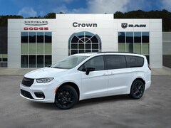 2026 Chrysler Pacifica Limited Passenger Van