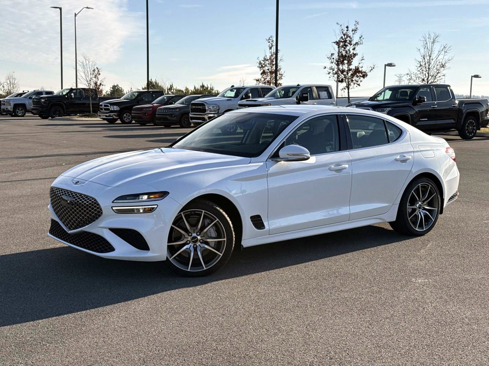 2025 GENESIS G70 Standard's photo