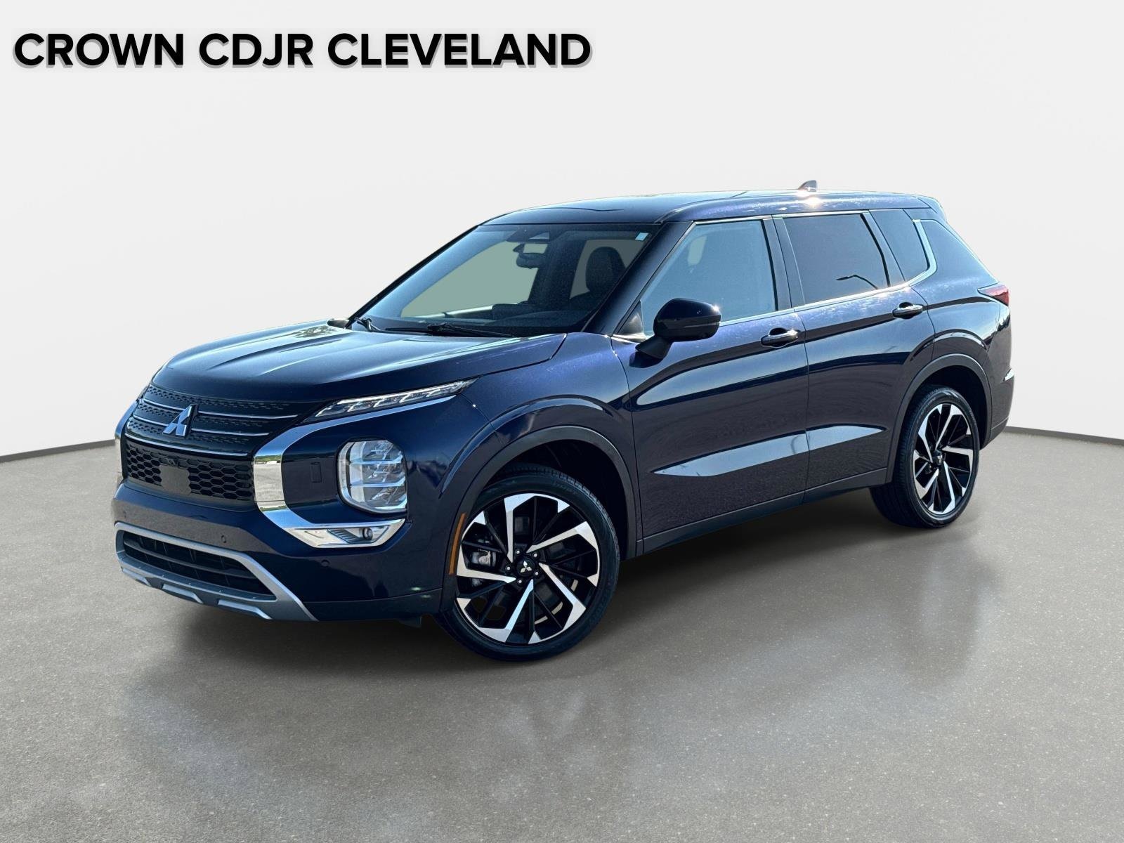 2024 Mitsubishi Outlander SE S-AWC's photo