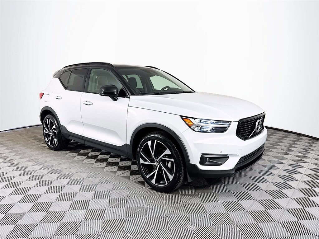 Used 2021 Volvo XC40 R-Design T5 AWD R-Design