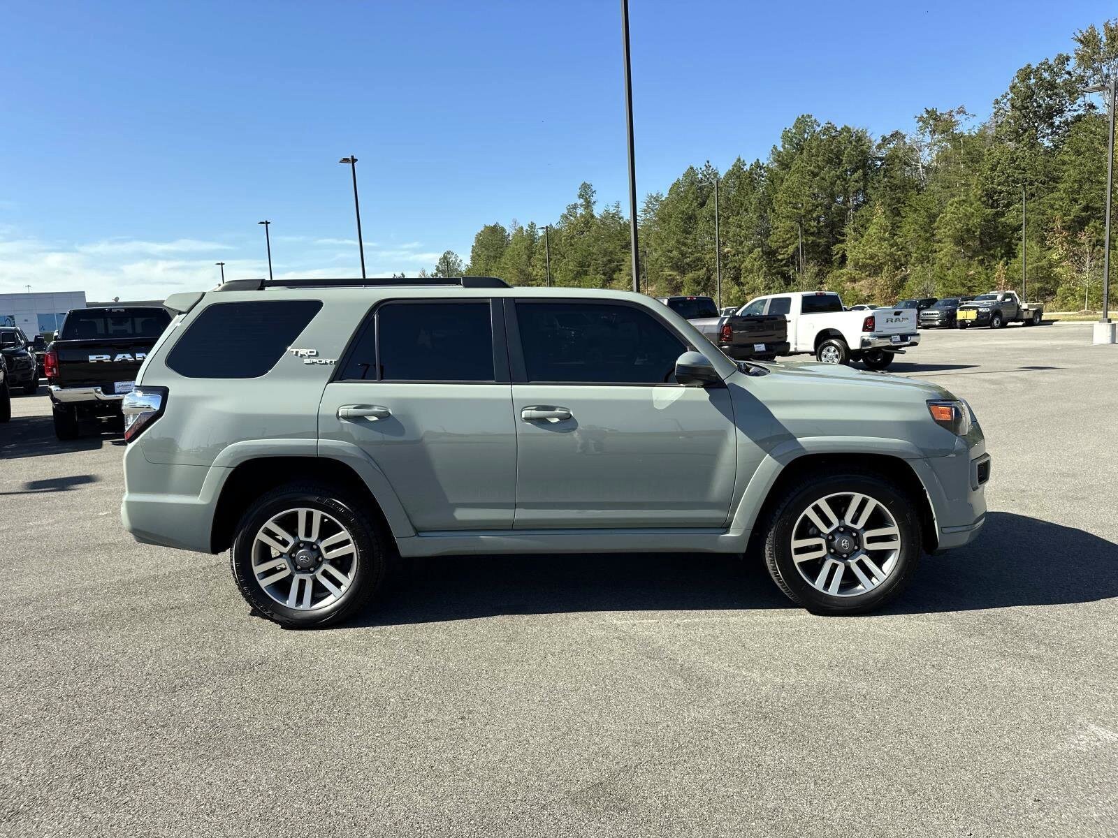 2023 Toyota 4Runner TRD Sport 2WD photo 2