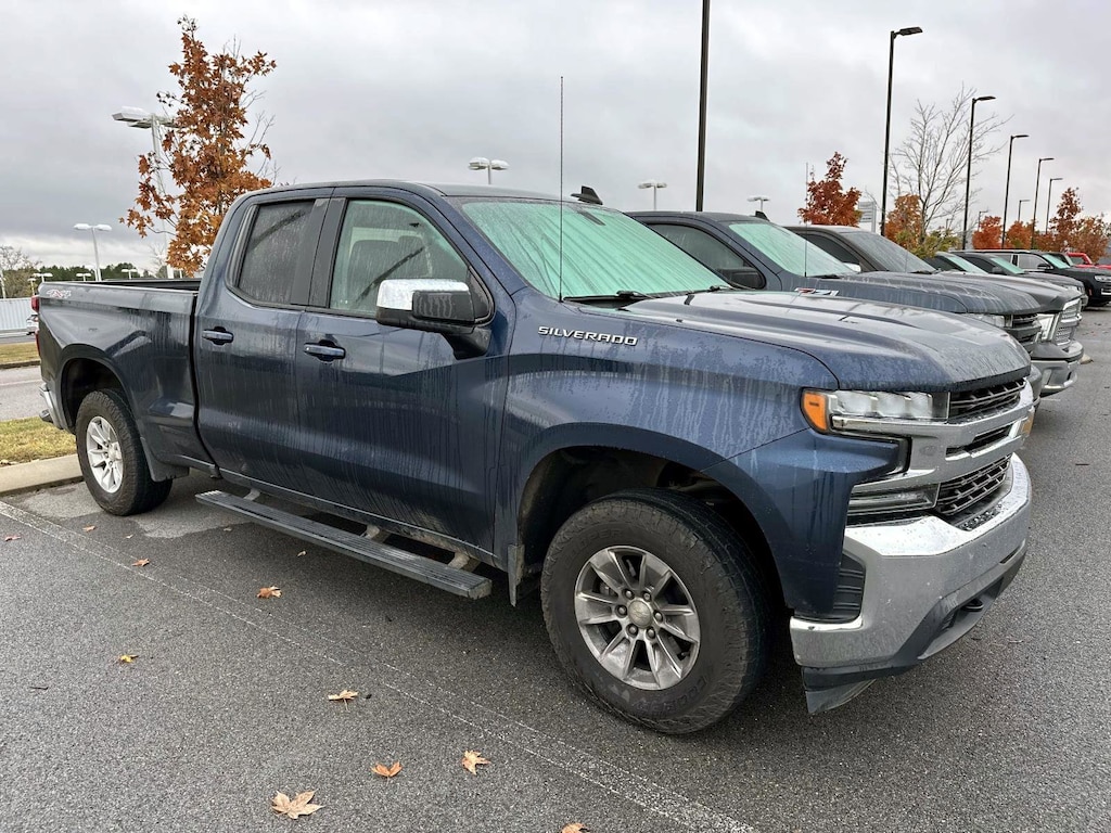 Used 2020 Chevrolet Silverado 1500 LT 4WD Double Cab 147 LT