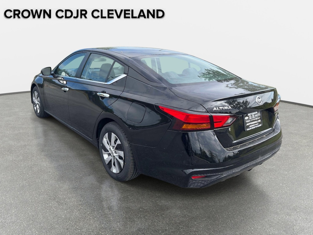 Used 2022 Nissan Altima 2.5 S Sedan