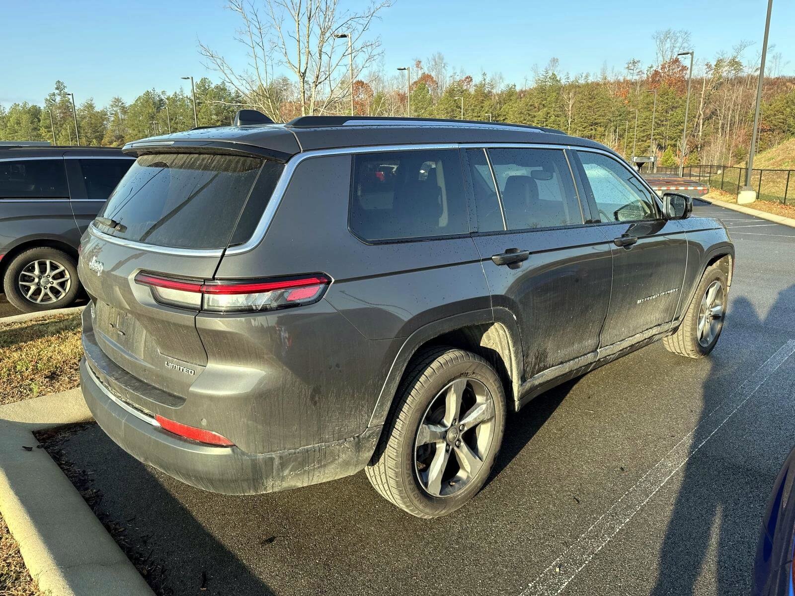 2022 Jeep Grand Cherokee Limited photo 4