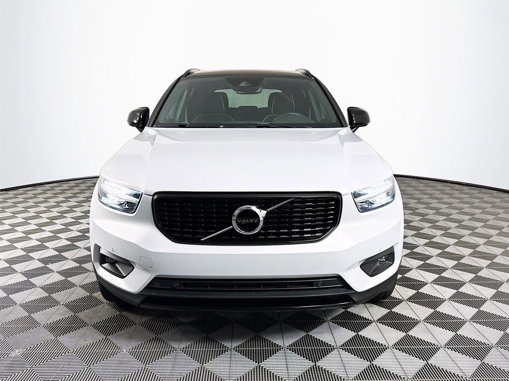 Used 2021 Volvo XC40 R-Design T5 AWD R-Design