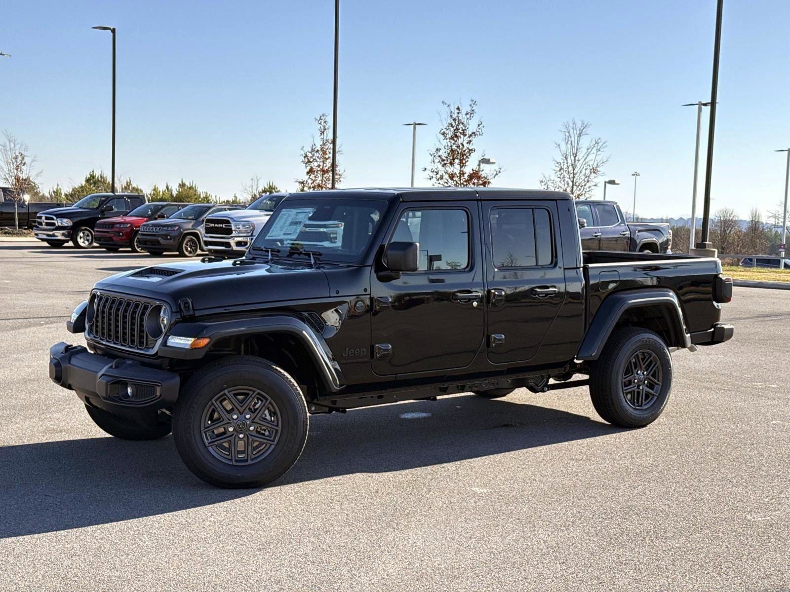 2026 Jeep Gladiator Sport S's photo