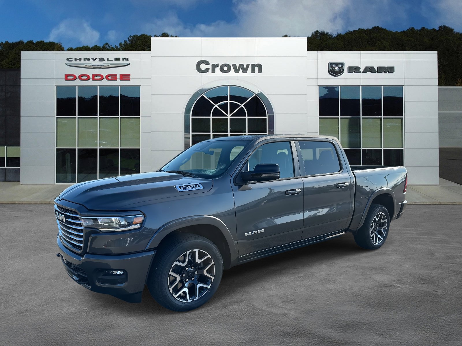 2026 RAM Ram 1500 Pickup Laramie's photo