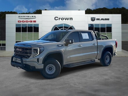 2023 GMC Sierra 1500 AT4 4WD Crew Cab 147 AT4