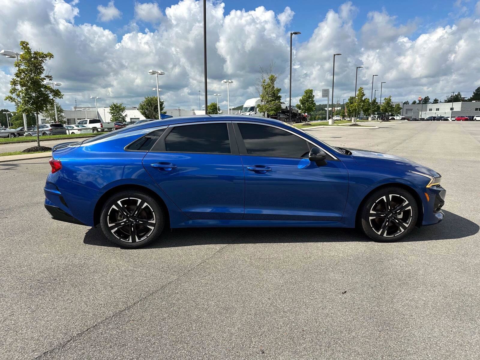 2022 Kia K5 GT-Line photo 3