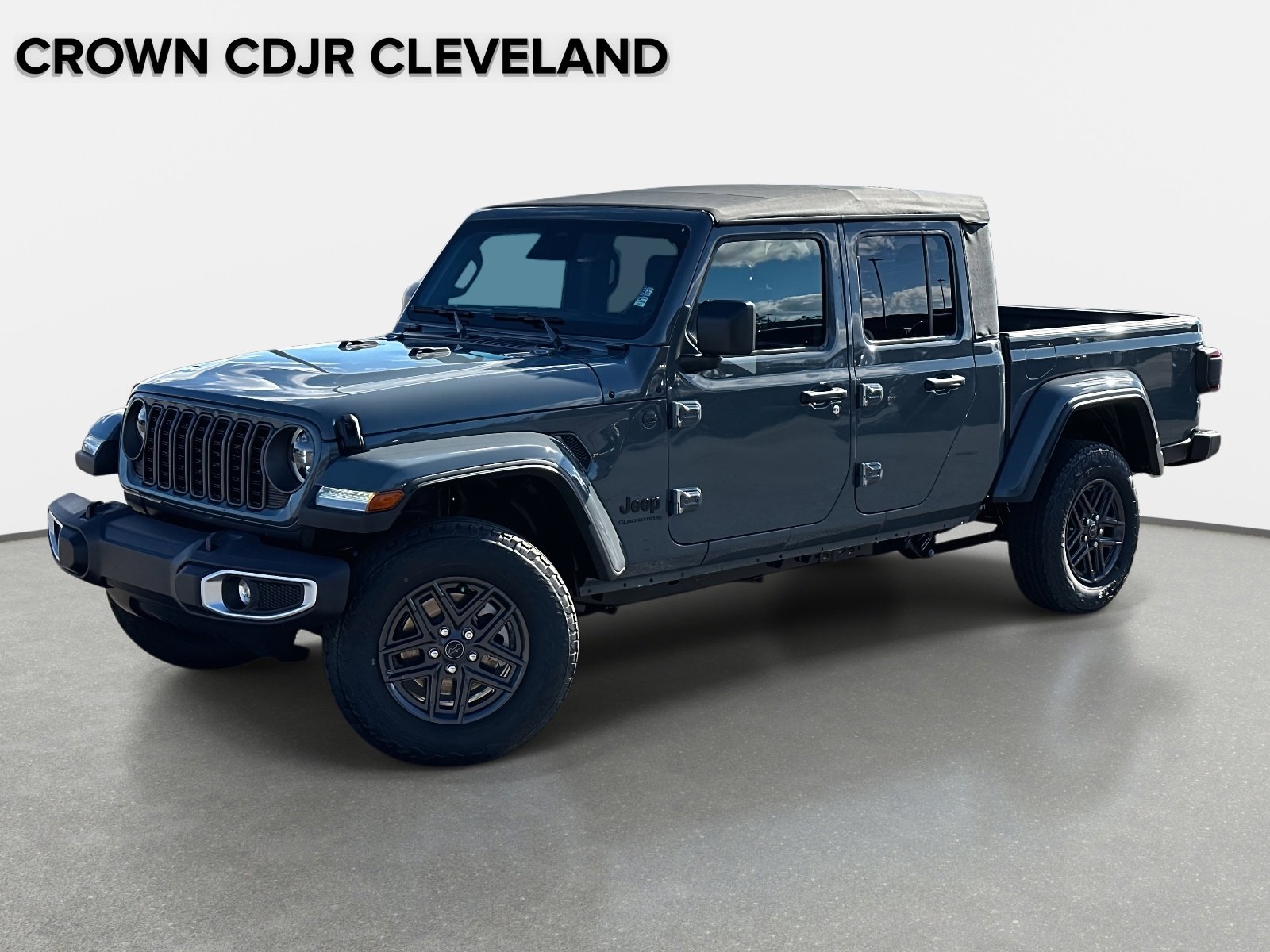 2026 Jeep Gladiator Sport S Auto's photo