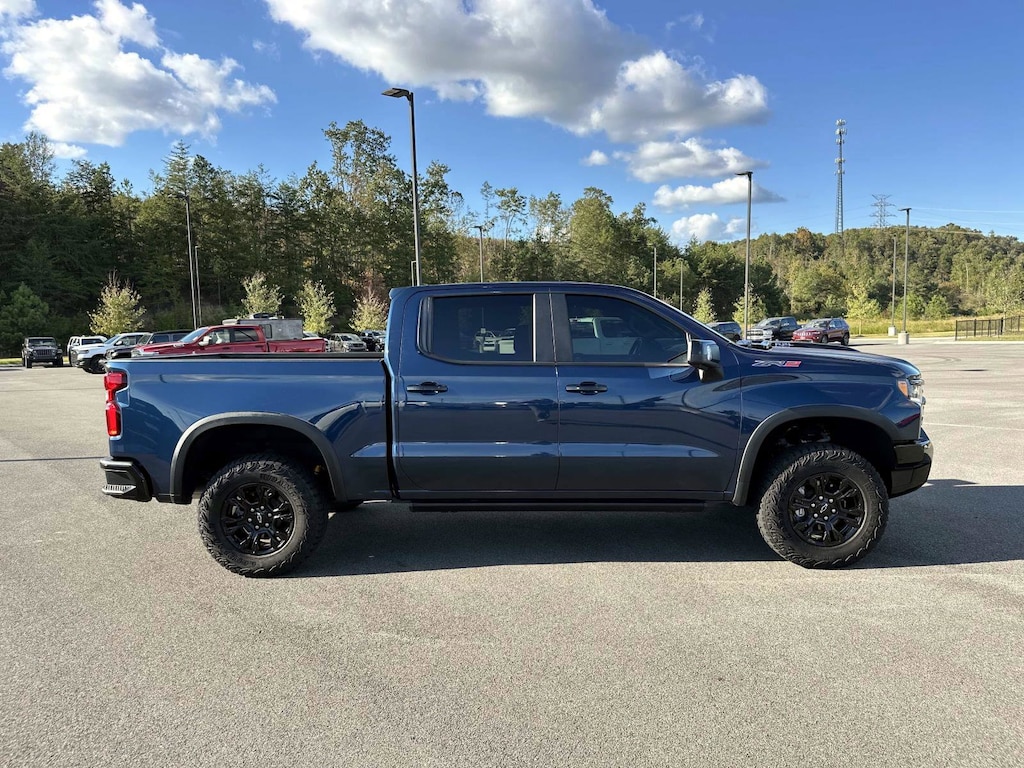 Used 2023 Chevrolet Silverado 1500 ZR2 4WD Crew Cab 147 ZR2