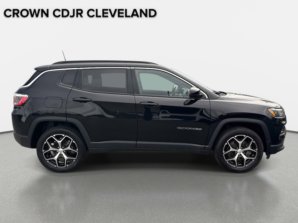 Used 2024 Jeep Compass Latitude Latitude 4x4