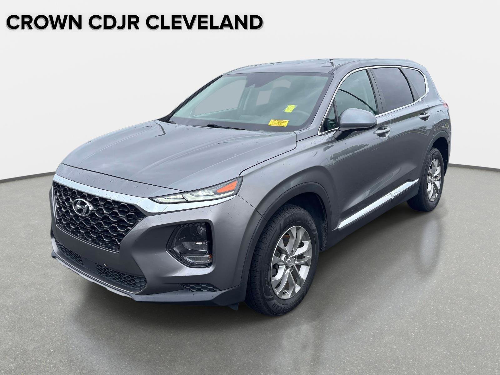 2019 Hyundai Santa Fe SE 2.4's photo