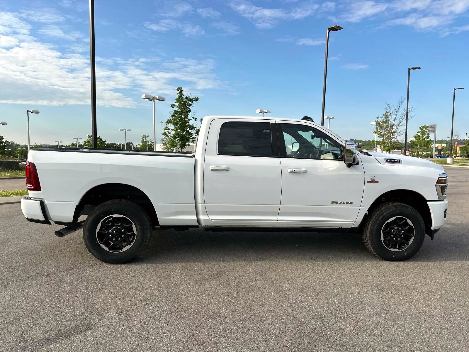 2025 Ram 2500 Laramie photo 2