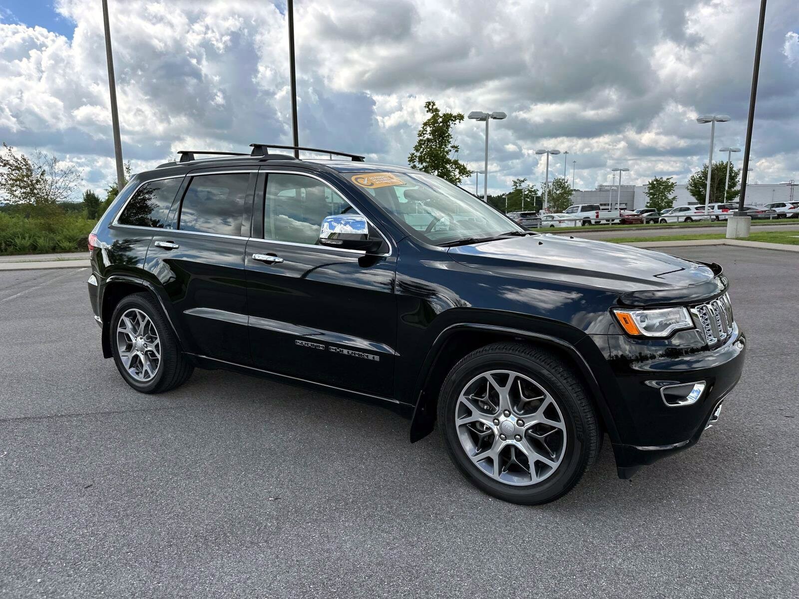 2020 Jeep Grand Cherokee Overland photo 2