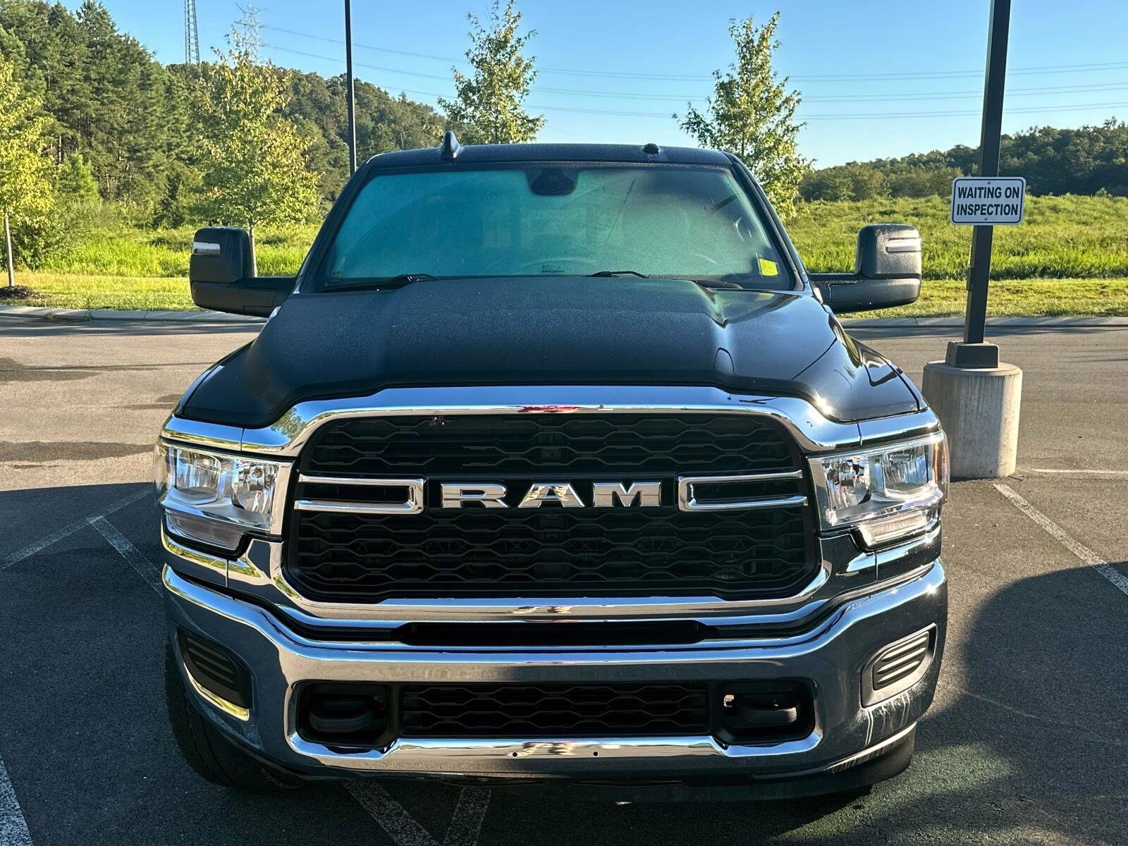 2023 Ram 3500 Tradesman photo 2
