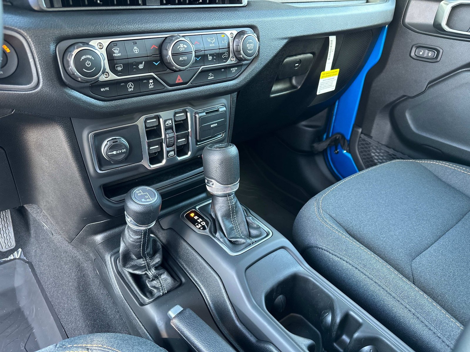 2025 Jeep Gladiator Sport S - Photo 25