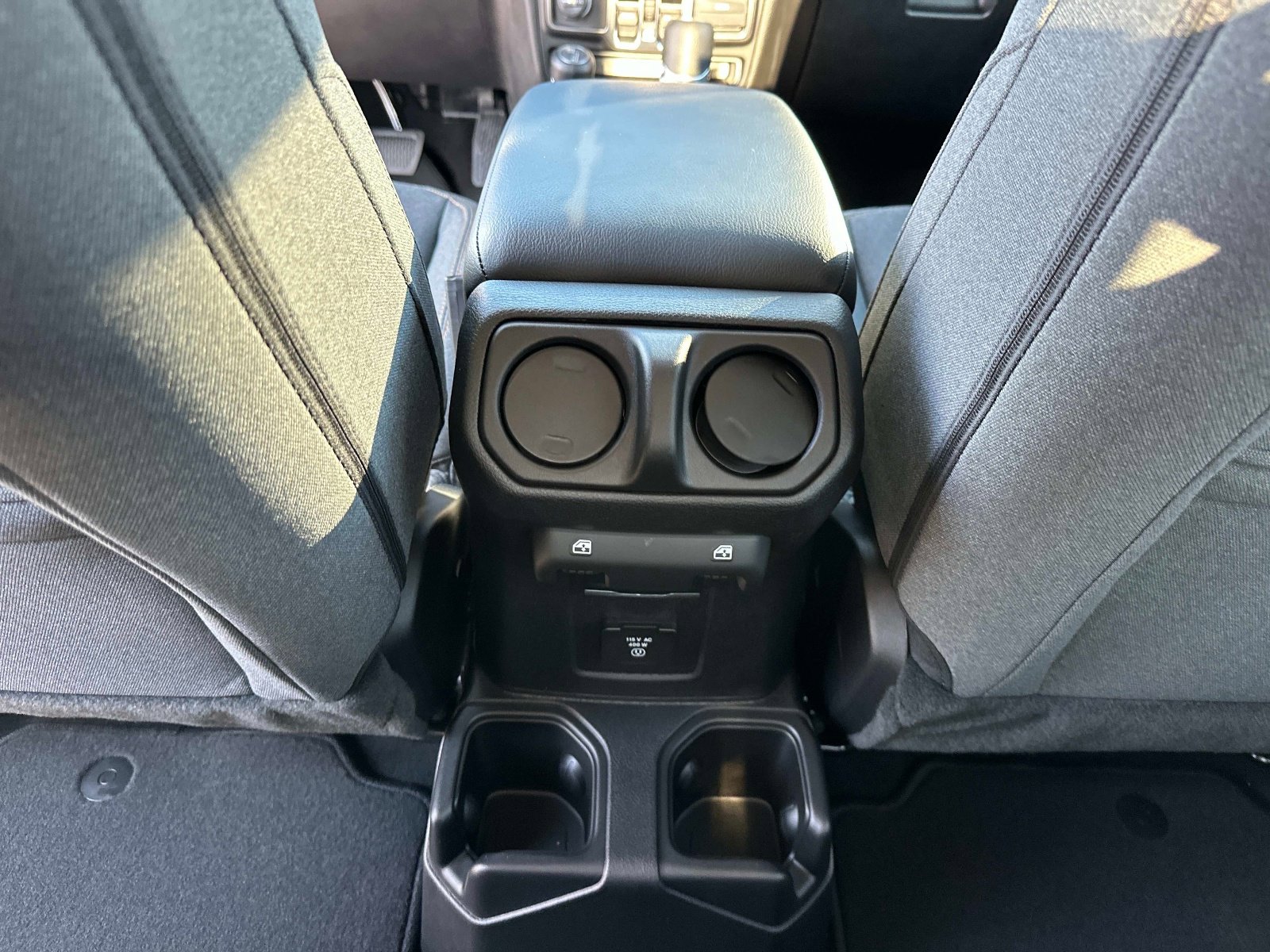 2025 Jeep Gladiator Sport S - Photo 15