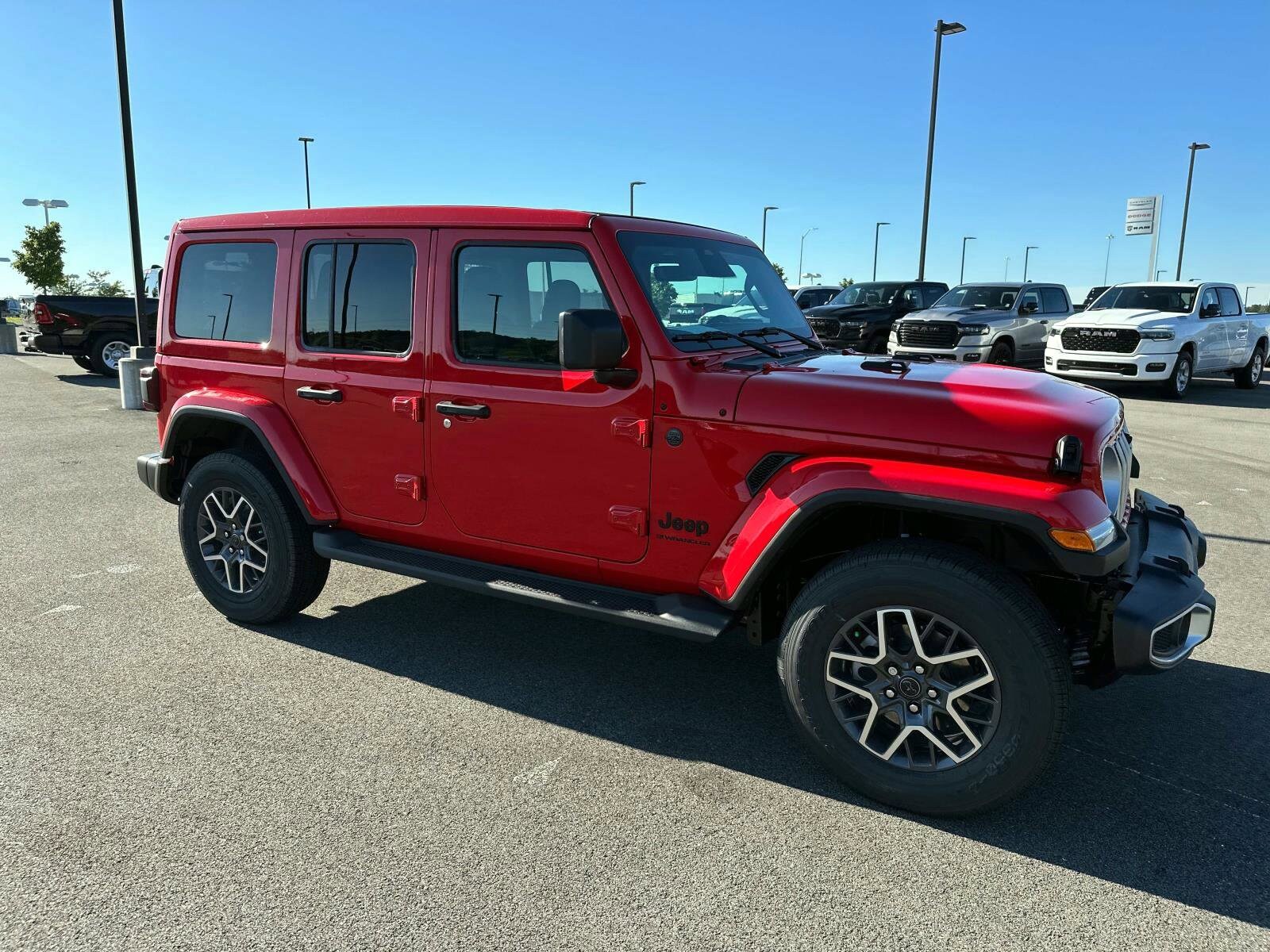 2025 Jeep Wrangler Sahara photo 2