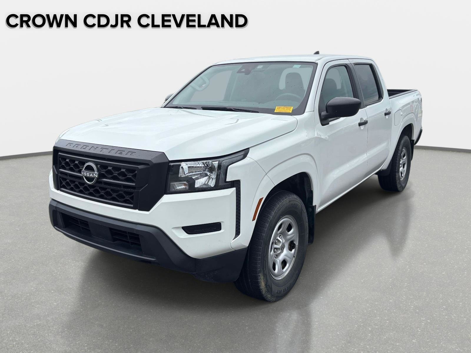 2022 Nissan Frontier S Crew Cab 4X2's photo
