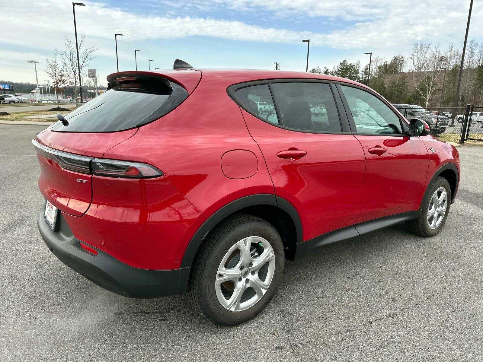 2024 Dodge Hornet GT Plus photo 2