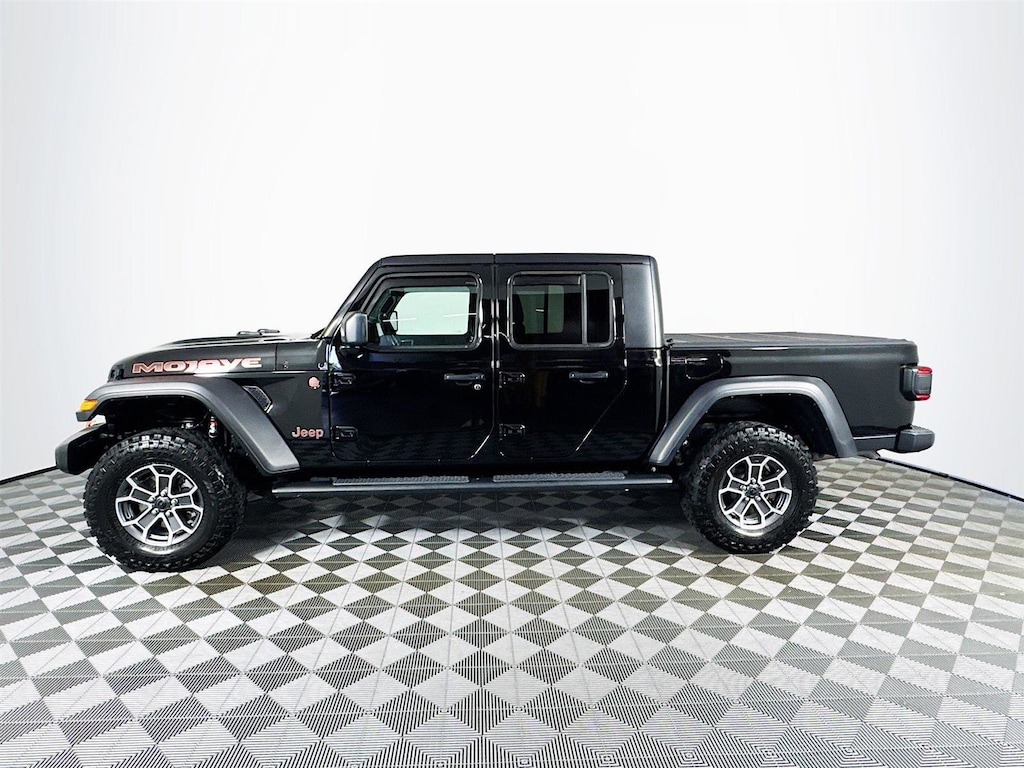 Used 2024 Jeep Gladiator Mojave Mojave 4x4