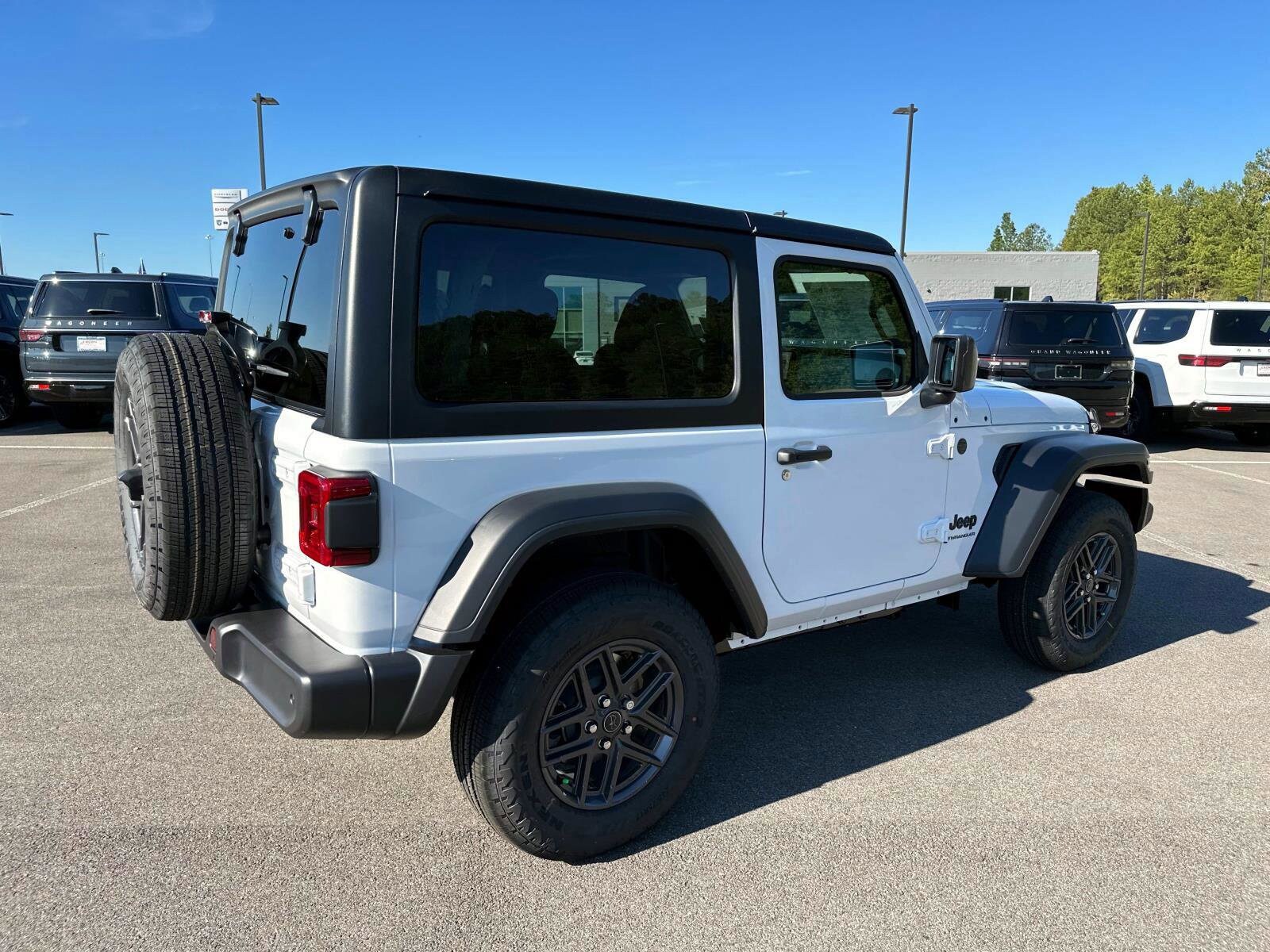 2024 Jeep Wrangler Sport S photo 4