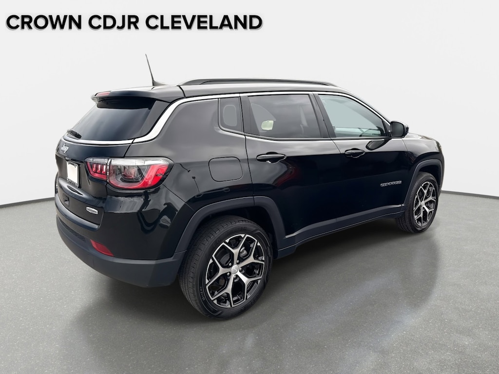 Used 2024 Jeep Compass Latitude Latitude 4x4