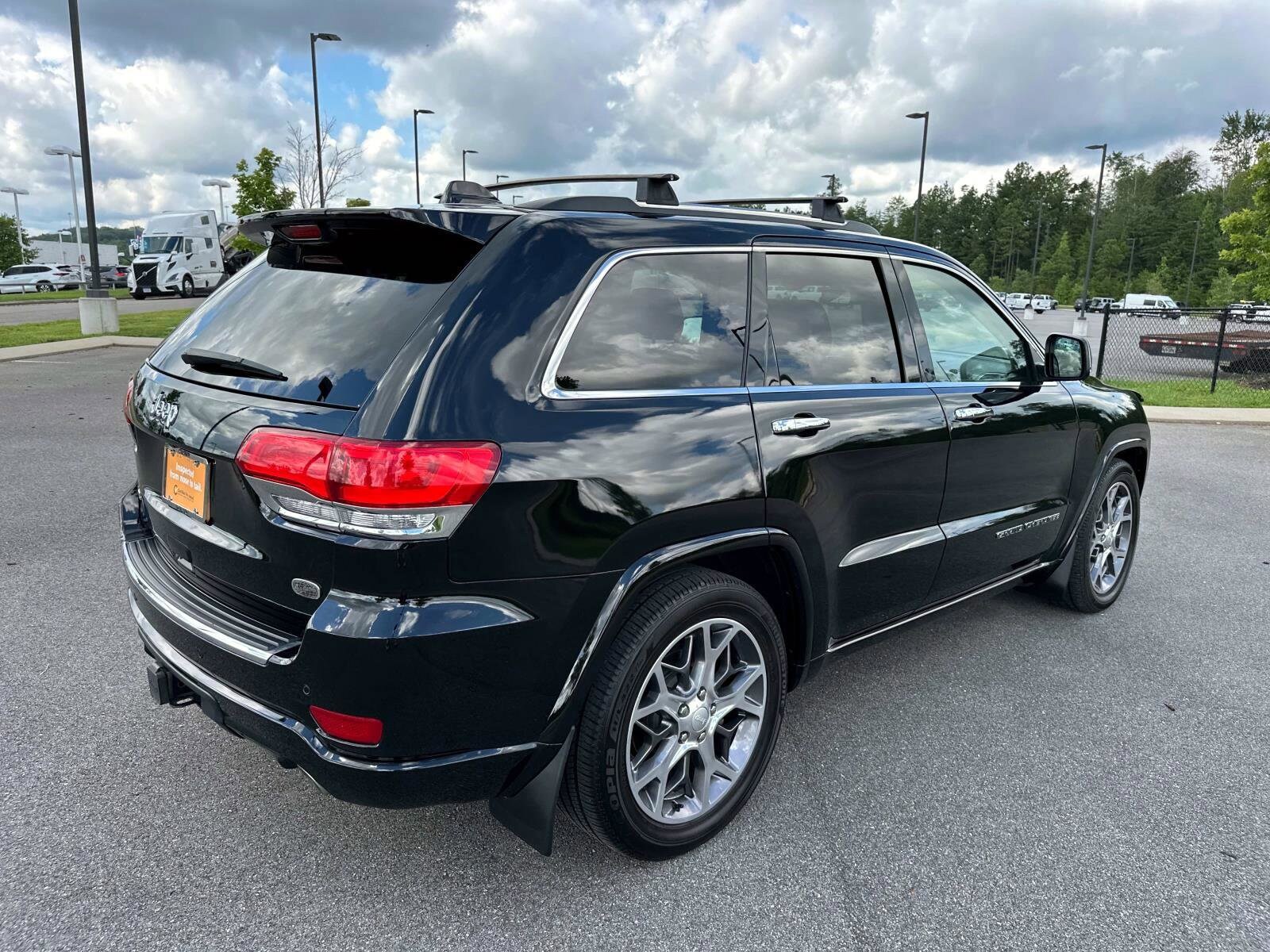 2020 Jeep Grand Cherokee Overland photo 4