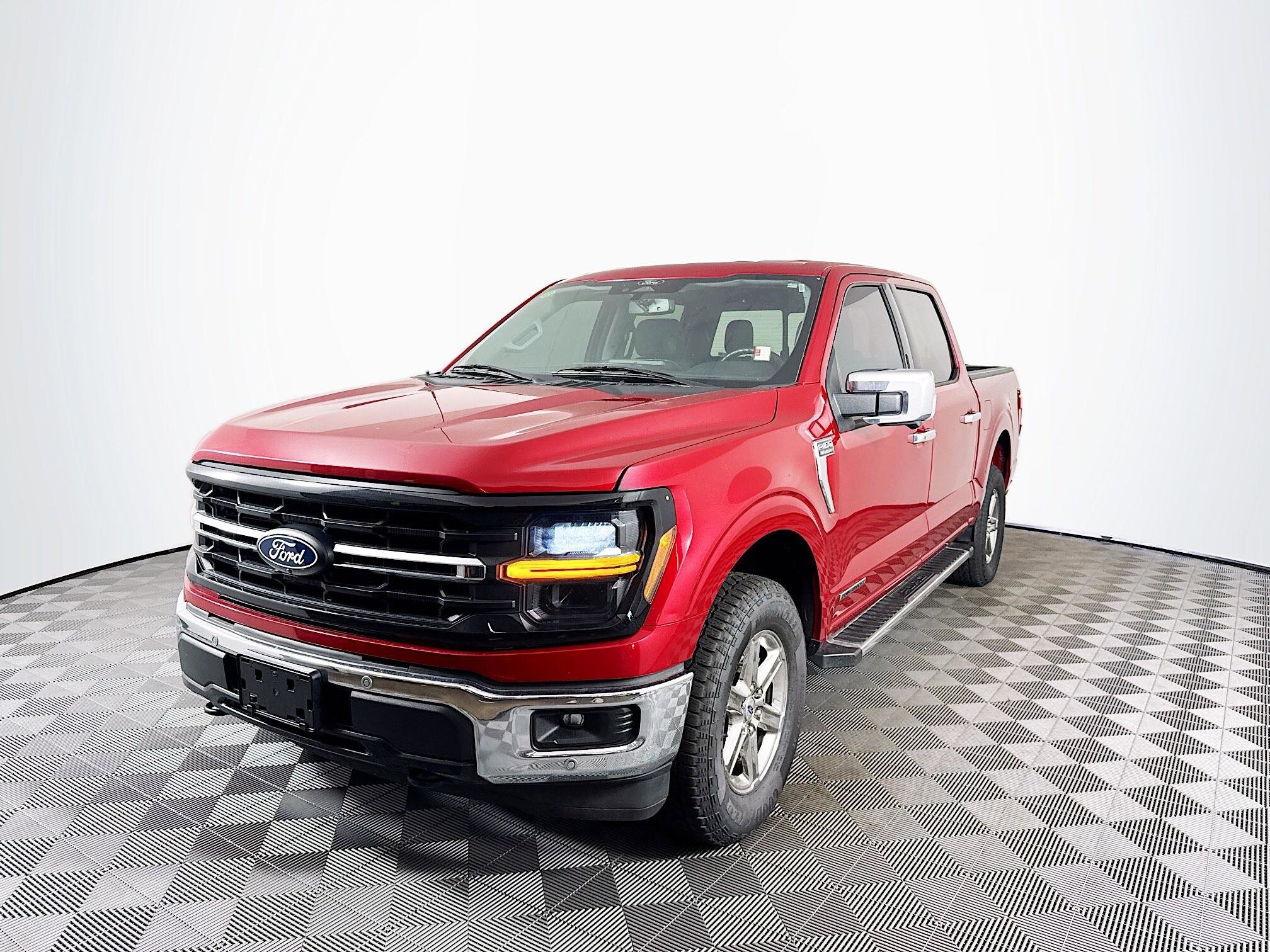 2024 Ford F-150 XLT photo 3