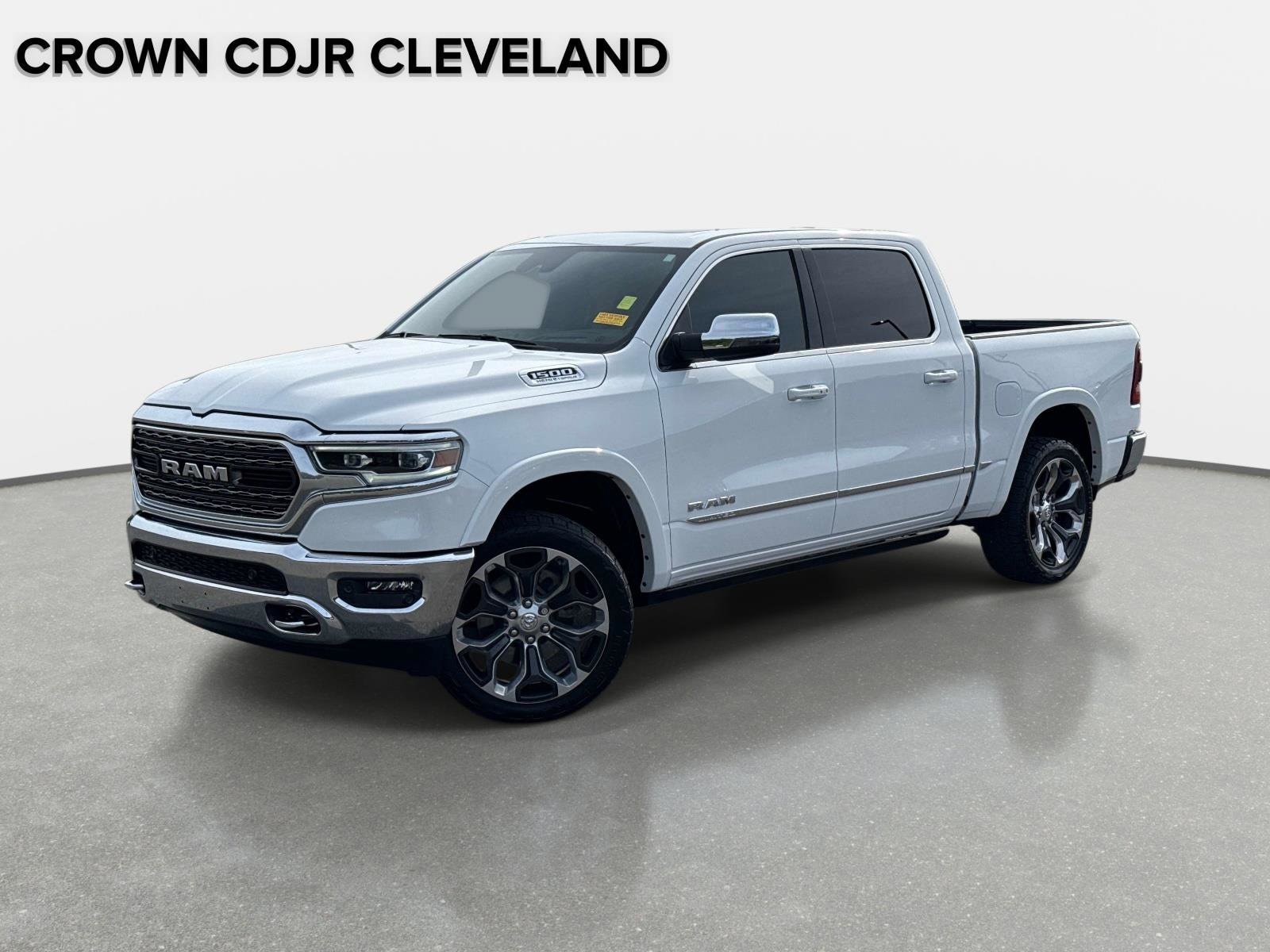 2023 RAM 1500 Limited 4x4 Crew Cab 5'7's photo