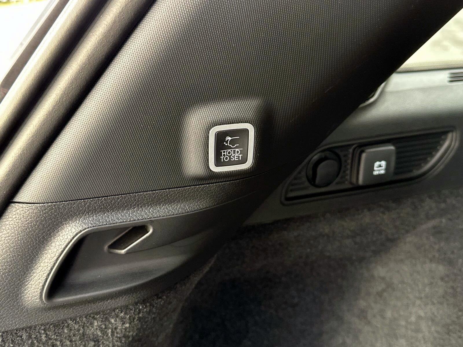 Used 2024 Jeep Grand Cherokee For Sale at Crown Subaru | VIN Used 2024 Jeep Grand Cherokee For Sale at Crown Subaru | VIN