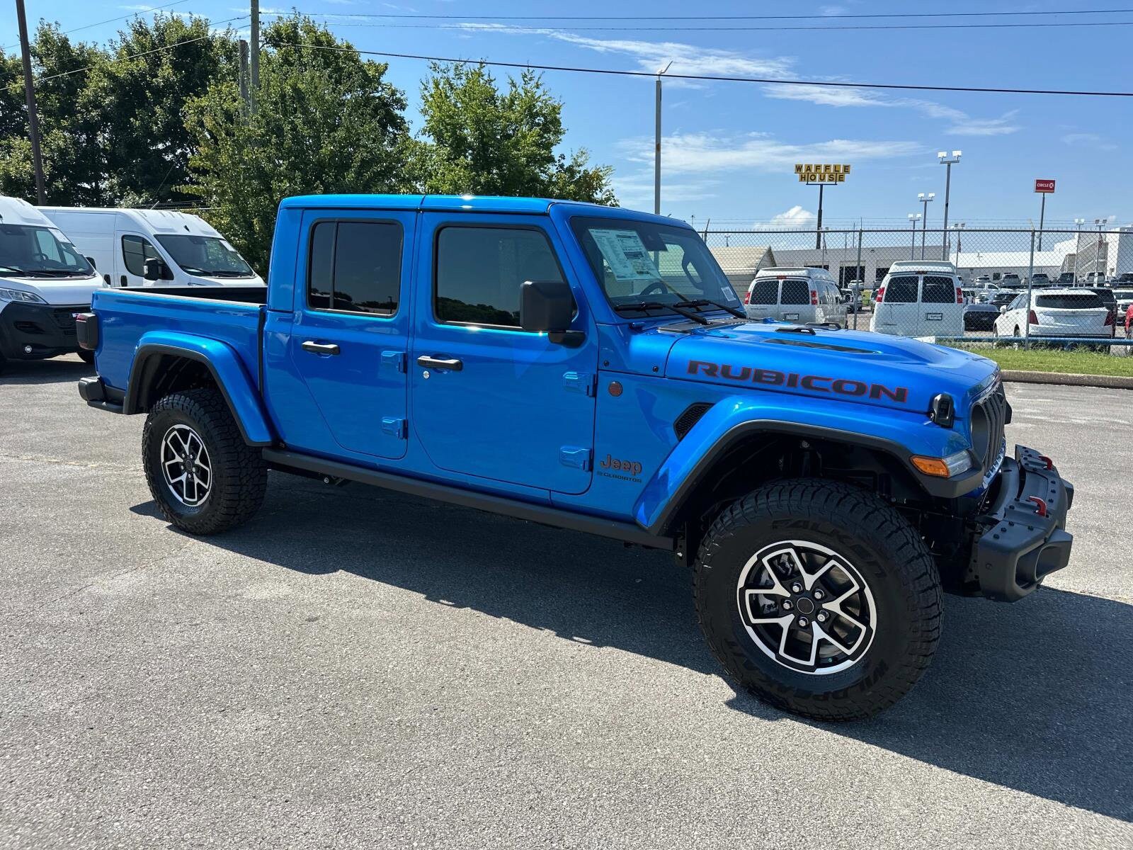2025 Jeep Gladiator Rubicon photo 2