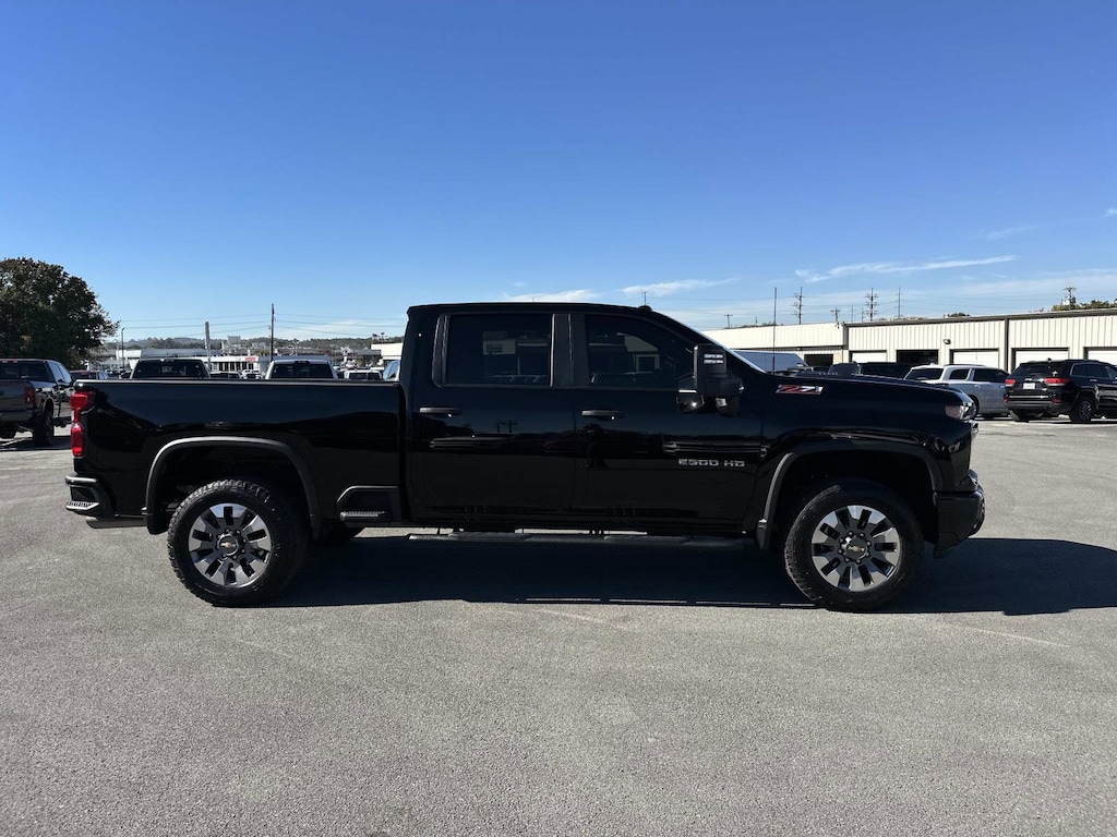 Used 2025 Chevrolet Silverado 2500HD Custom 4WD Crew Cab 159 Custom