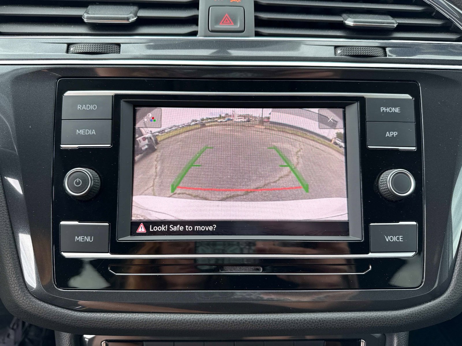 2021 Volkswagen Tiguan S - Photo 25