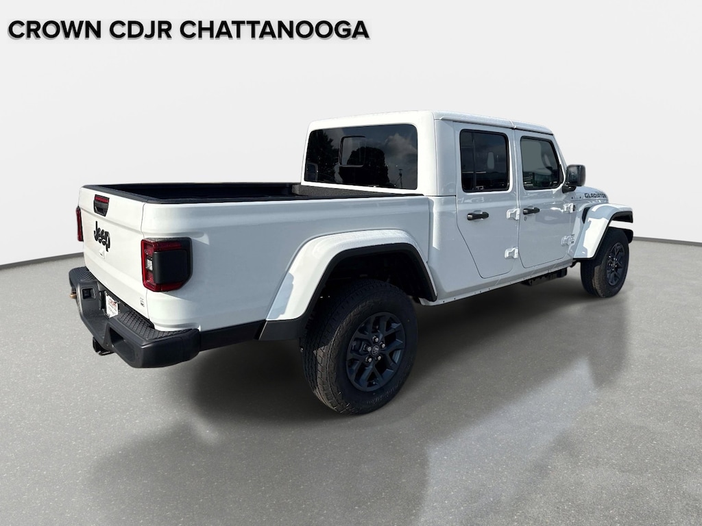 New 2026 Jeep Gladiator Sport Pickup