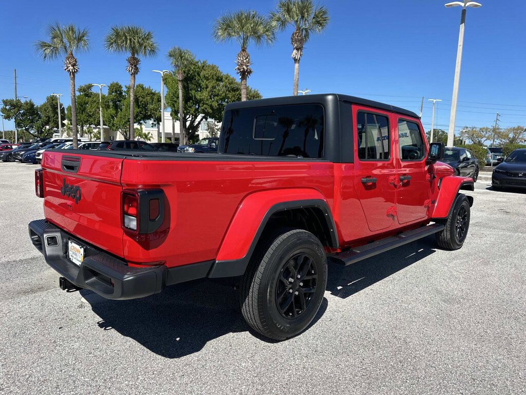 Used 2022 Jeep Gladiator Altitude Altitude 4x4