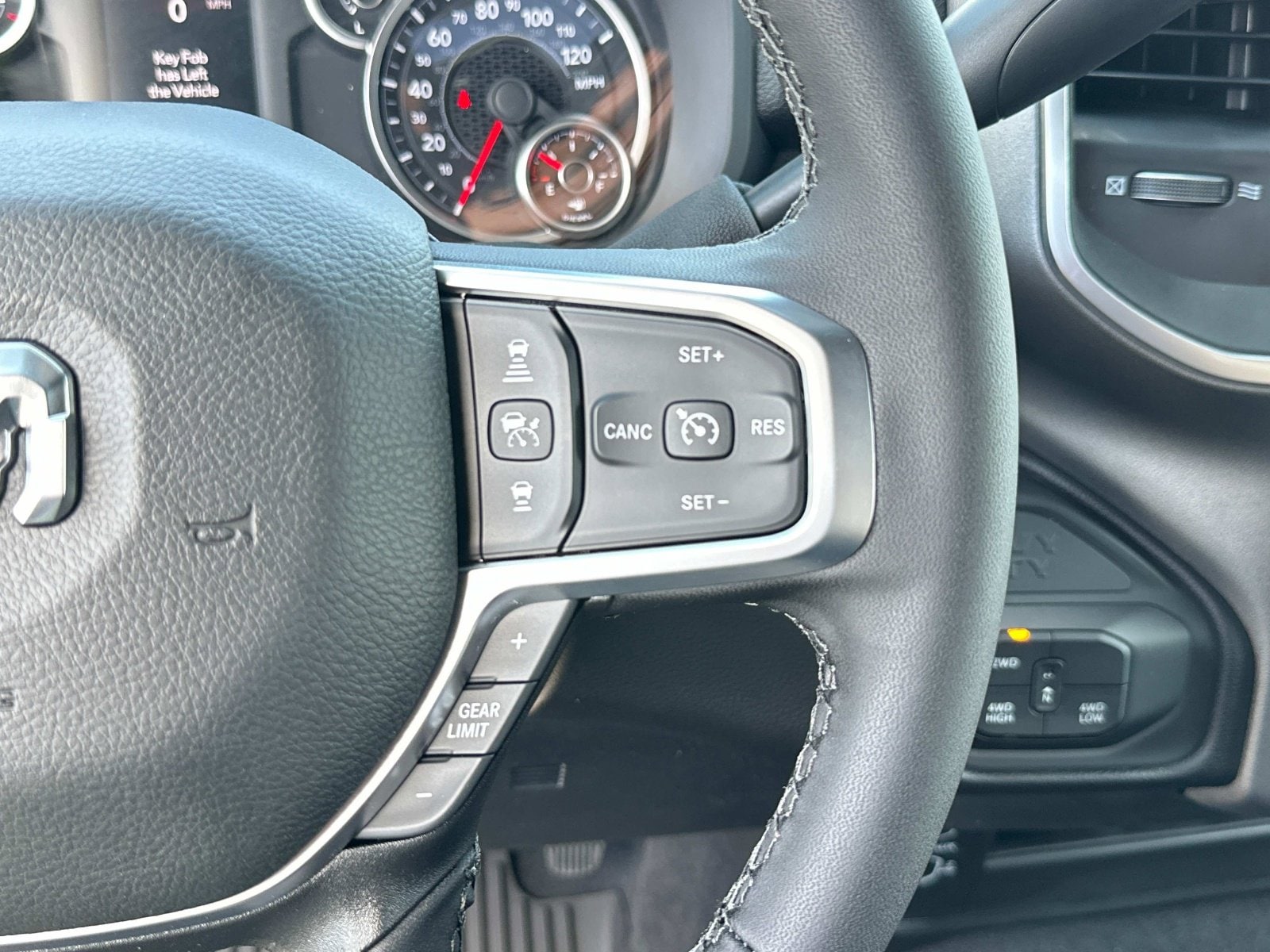 2025 RAM 2500 Big Horn - Photo 29