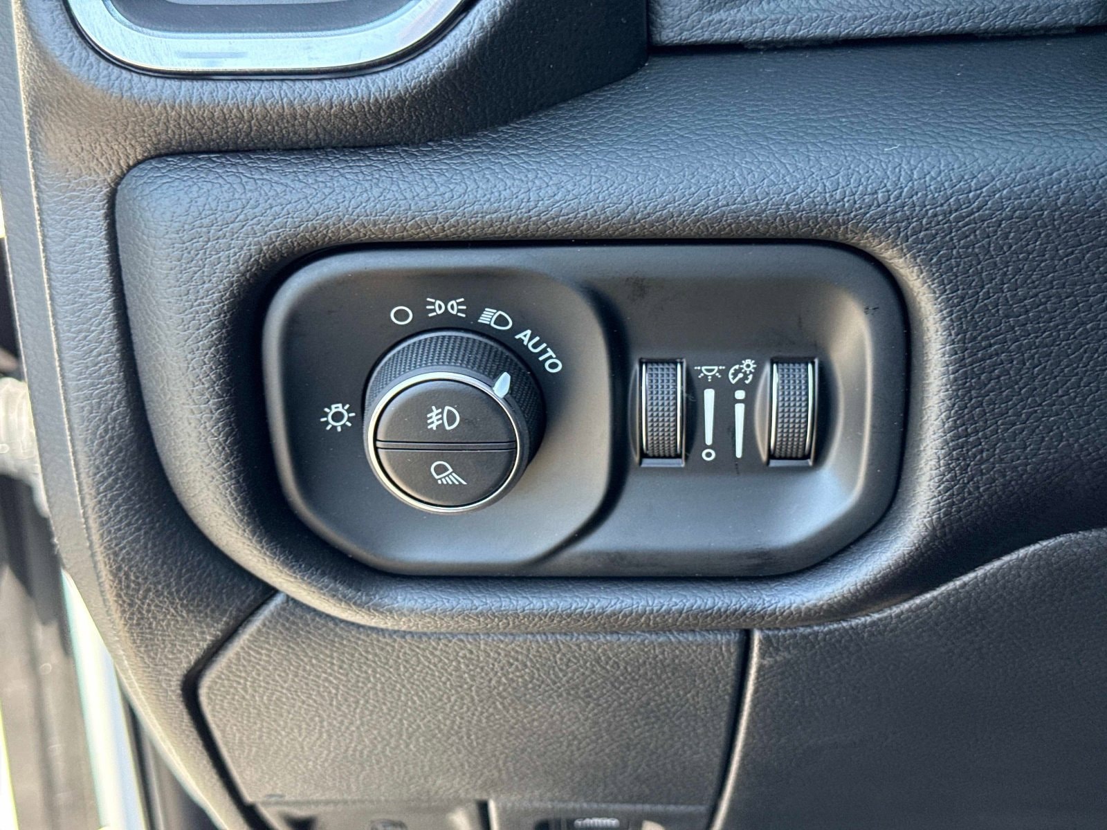 2025 RAM Ram 2500 Pickup Laramie - Photo 32
